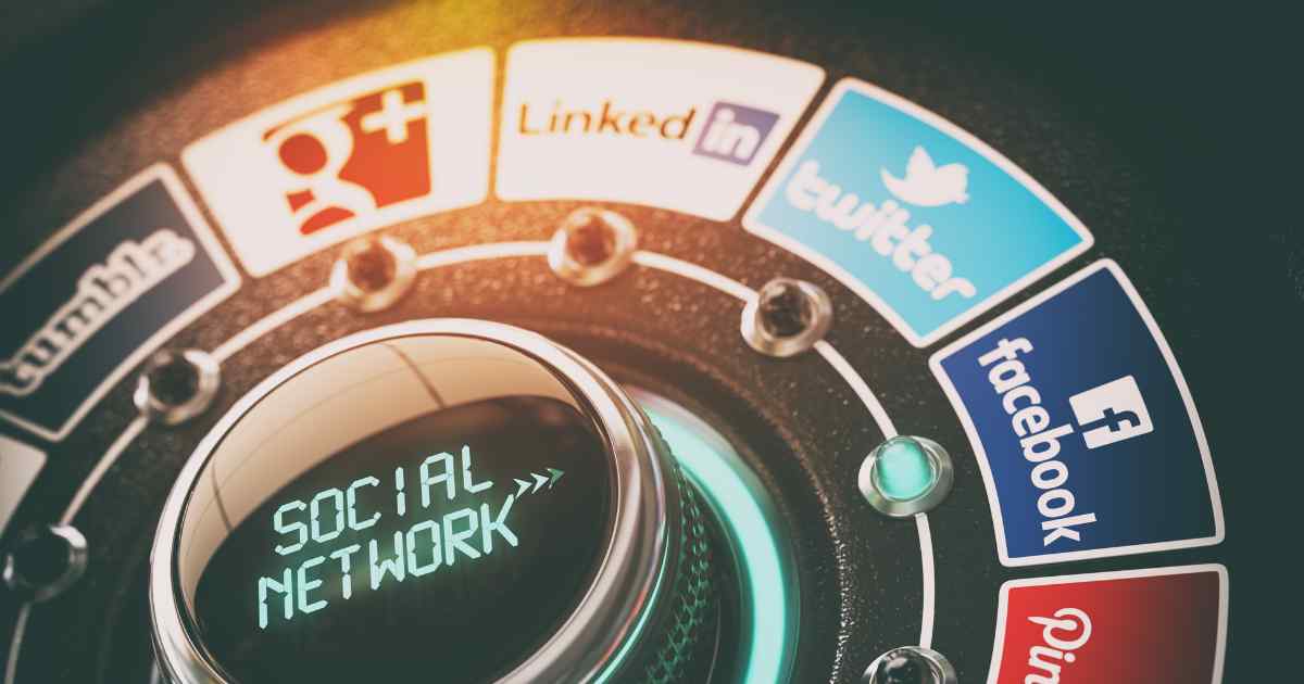 Circular electrical board that features the various kinds of social network options